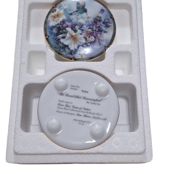 Ardleigh-Elliott "The Broad-Billed Hummingbird" Music Box Mozart Art By Lena Liu - Picture 3 of 7